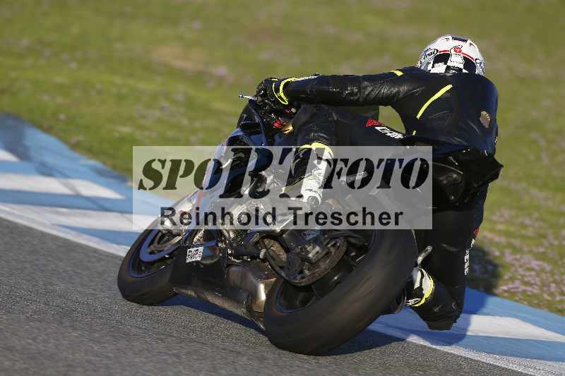 Archiv-2025/01 24.-27.01.2025 Moto Center Thun Jerez/gruen-green/backside